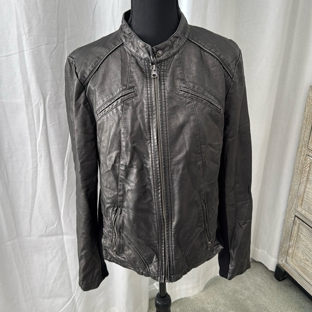 Bass faux leather/pleather jacket